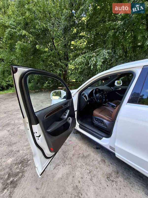 Внедорожник / Кроссовер Audi Q5 2012 в Львове