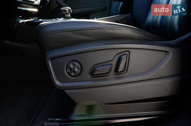 Внедорожник / Кроссовер Audi Q5 2021 в 