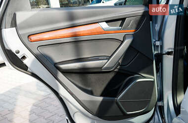 Внедорожник / Кроссовер Audi Q5 2021 в 