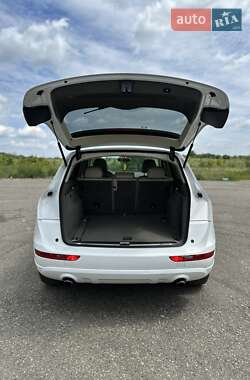 Внедорожник / Кроссовер Audi Q5 2012 в 