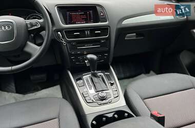 Внедорожник / Кроссовер Audi Q5 2011 в 