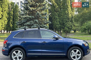 Внедорожник / Кроссовер Audi Q5 2015 в 