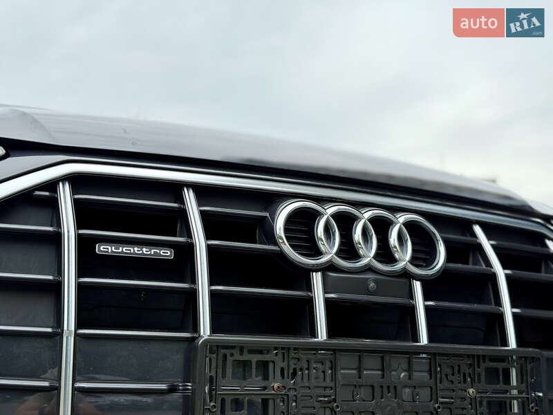 Позашляховик / Кросовер Audi Q5 2020 в Львові