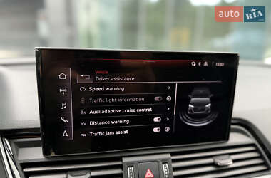 Внедорожник / Кроссовер Audi Q5 2020 в 