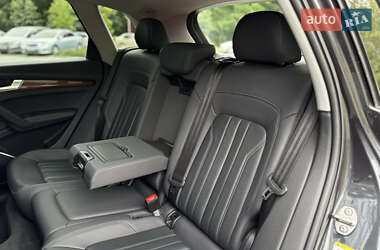 Внедорожник / Кроссовер Audi Q5 2020 в 