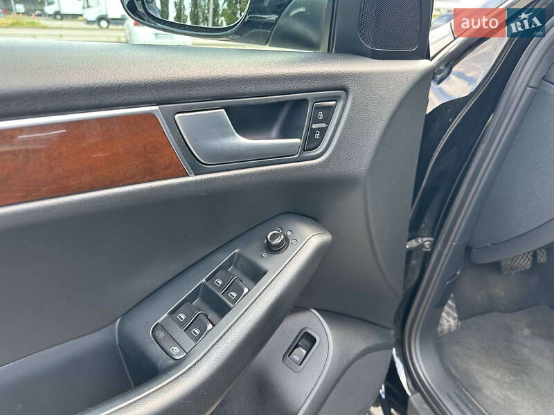 Позашляховик / Кросовер Audi Q5 2011 в Києві