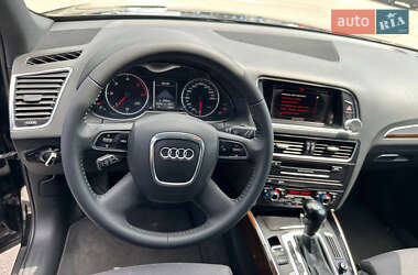 Позашляховик / Кросовер Audi Q5 2011 в 