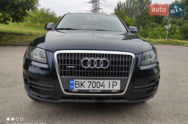 Внедорожник / Кроссовер Audi Q5 2011 в 