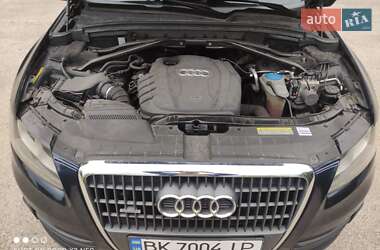 Внедорожник / Кроссовер Audi Q5 2011 в 