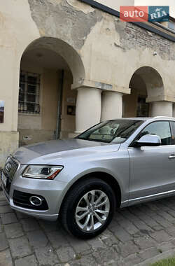 Внедорожник / Кроссовер Audi Q5 2015 в 