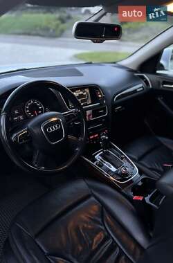 Внедорожник / Кроссовер Audi Q5 2011 в 