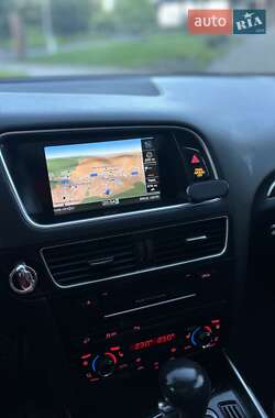 Внедорожник / Кроссовер Audi Q5 2011 в 