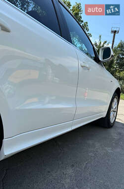 Внедорожник / Кроссовер Audi Q5 2012 в 