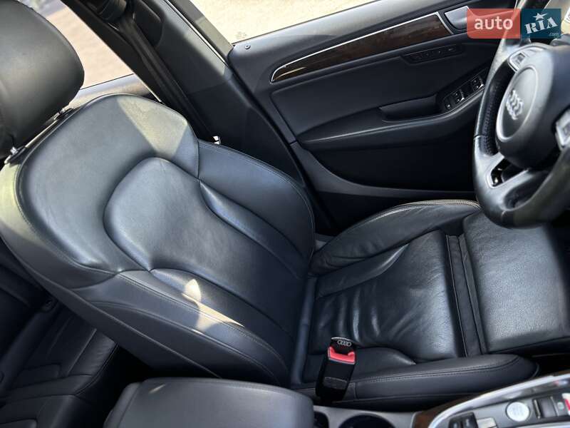 Внедорожник / Кроссовер Audi Q5 2014 в Одессе