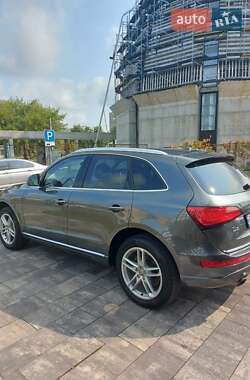 Внедорожник / Кроссовер Audi Q5 2016 в 