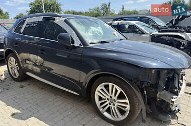 Внедорожник / Кроссовер Audi Q5 2018 в 
