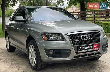Внедорожник / Кроссовер Audi Q5 2011 в 