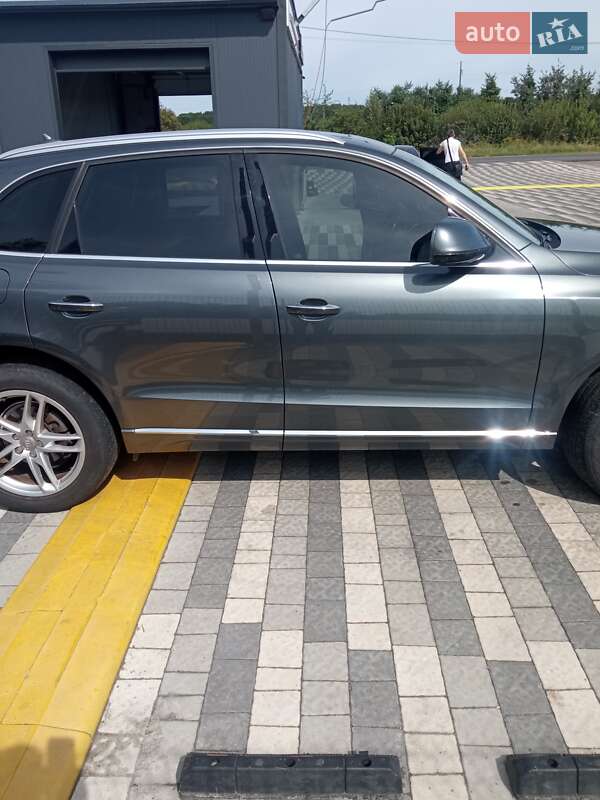 Внедорожник / Кроссовер Audi Q5 2017 в Львове