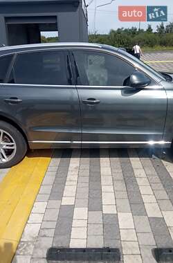 Внедорожник / Кроссовер Audi Q5 2017 в 