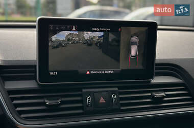 Внедорожник / Кроссовер Audi Q5 2018 в 