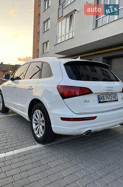 Внедорожник / Кроссовер Audi Q5 2015 в 