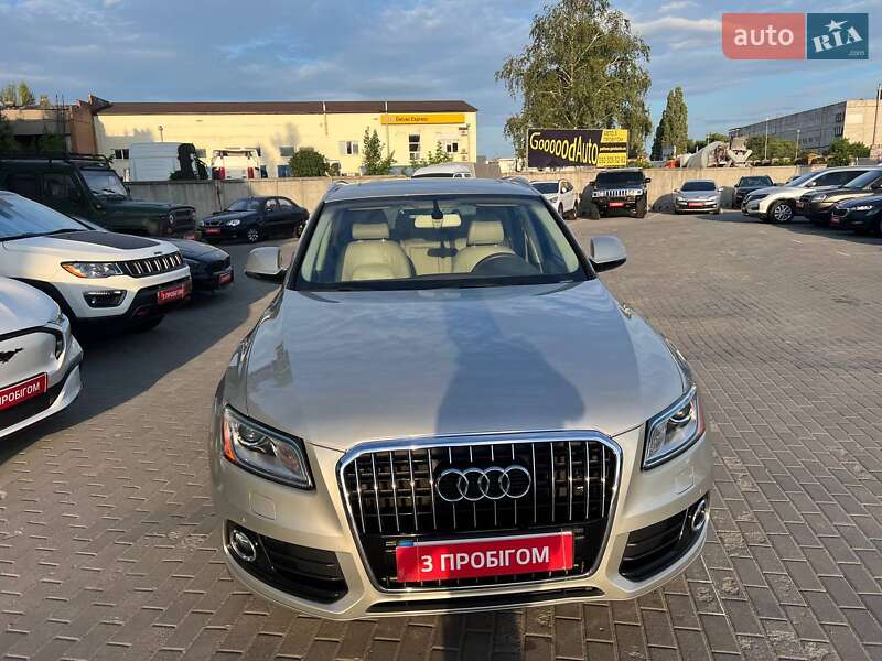Внедорожник / Кроссовер Audi Q5 2015 в Полтаве
