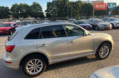 Внедорожник / Кроссовер Audi Q5 2015 в 