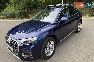 Внедорожник / Кроссовер Audi Q5 2023 в 
