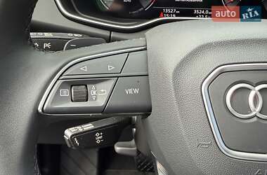 Внедорожник / Кроссовер Audi Q5 2023 в 