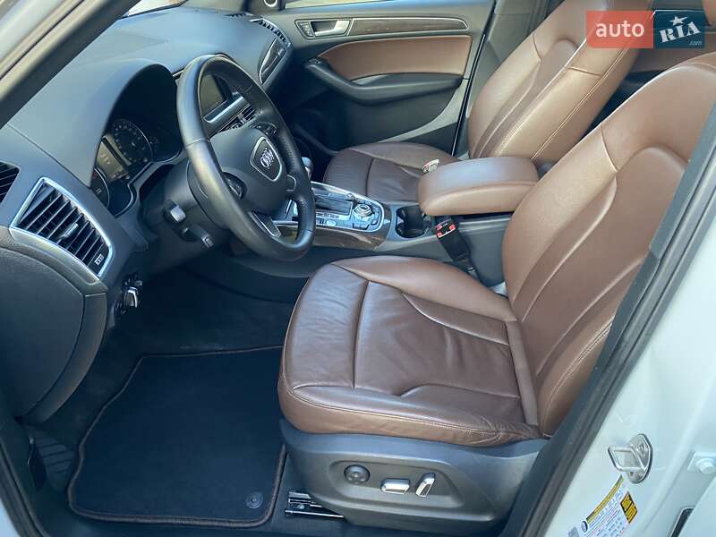 Внедорожник / Кроссовер Audi Q5 2014 в Ровно
