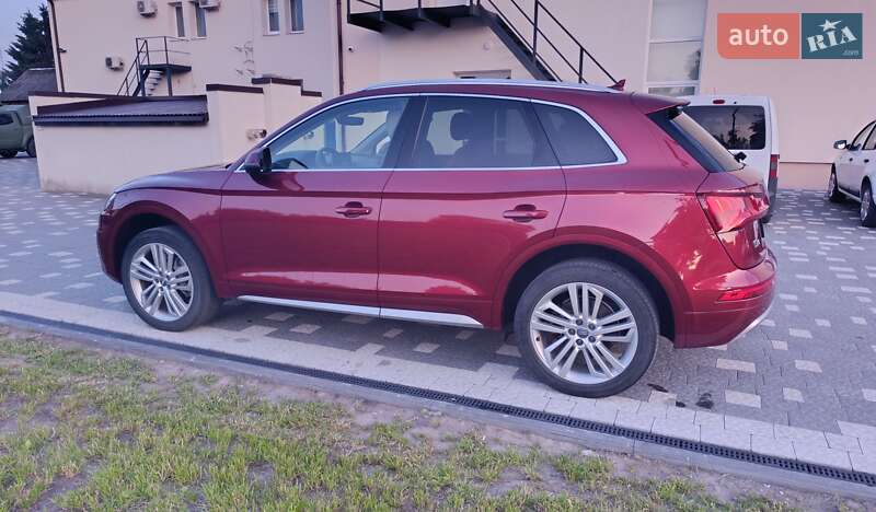 Позашляховик / Кросовер Audi Q5 2018 в Львові