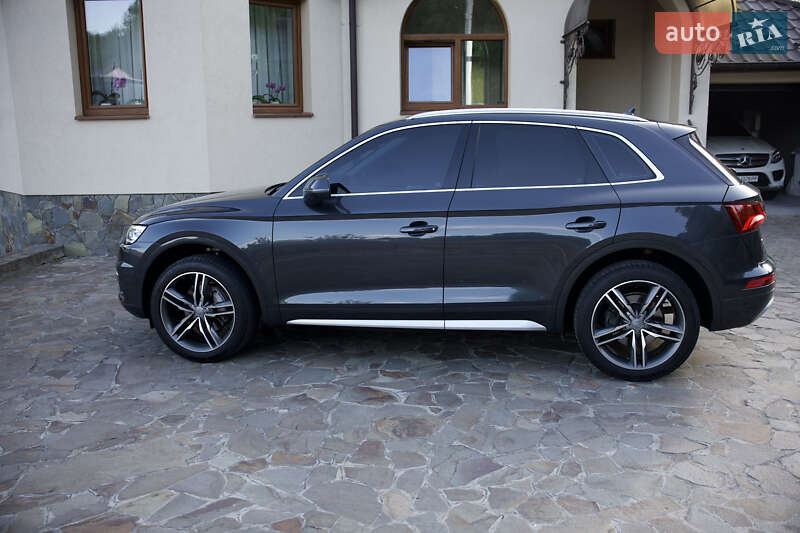 Позашляховик / Кросовер Audi Q5 2017 в Самборі