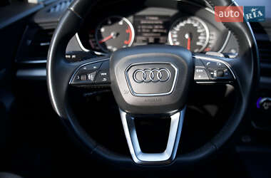 Внедорожник / Кроссовер Audi Q5 2017 в 