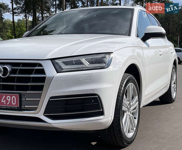 Внедорожник / Кроссовер Audi Q5 2019 в Львове