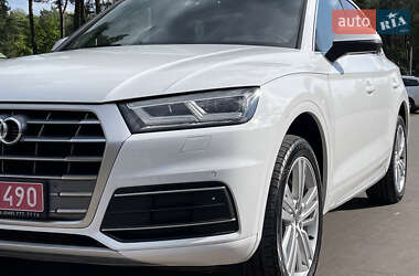 Внедорожник / Кроссовер Audi Q5 2019 в 