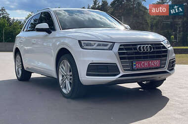 Внедорожник / Кроссовер Audi Q5 2019 в 