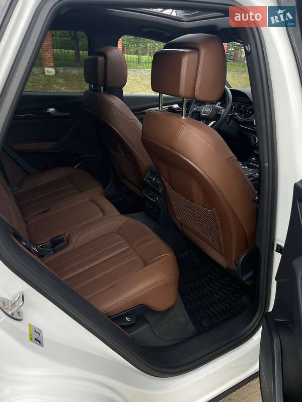 Внедорожник / Кроссовер Audi Q5 2019 в Львове