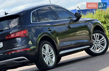 Внедорожник / Кроссовер Audi Q5 2020 в 
