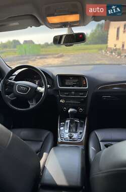 Внедорожник / Кроссовер Audi Q5 2015 в 