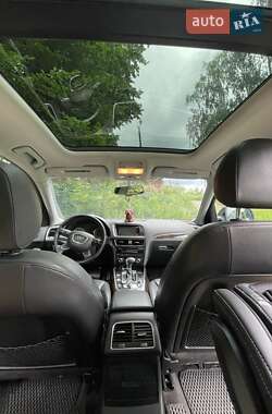 Внедорожник / Кроссовер Audi Q5 2015 в 