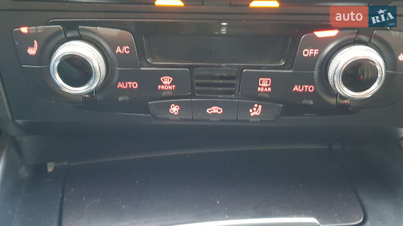 Внедорожник / Кроссовер Audi Q5 2015 в Городке