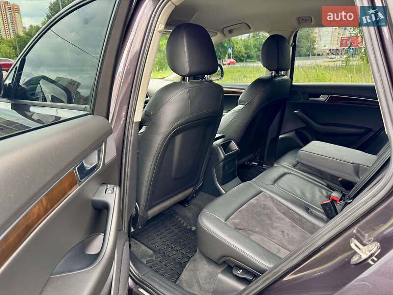 Внедорожник / Кроссовер Audi Q5 2012 в Киеве