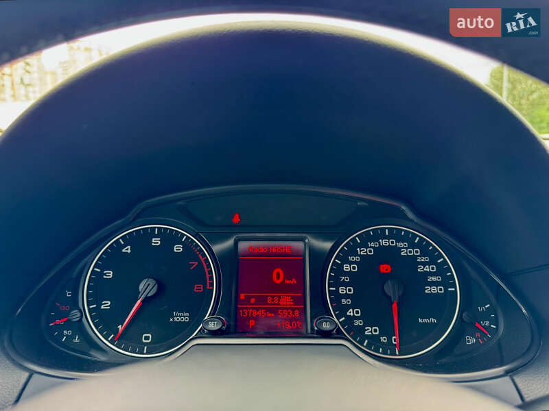 Внедорожник / Кроссовер Audi Q5 2012 в Киеве