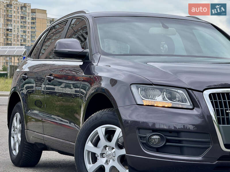 Внедорожник / Кроссовер Audi Q5 2012 в Киеве