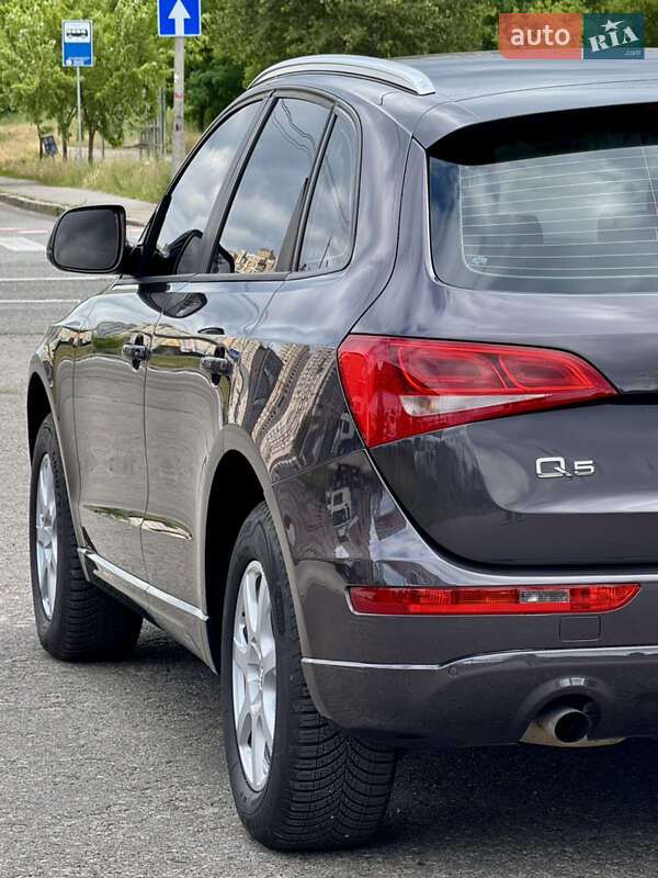 Внедорожник / Кроссовер Audi Q5 2012 в Киеве