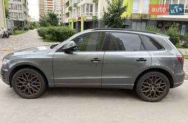 Внедорожник / Кроссовер Audi Q5 2015 в 