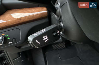 Внедорожник / Кроссовер Audi Q5 2022 в 