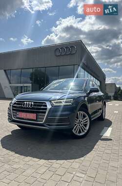 Позашляховик / Кросовер Audi Q5 2018 в Києві