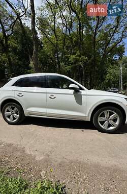 Внедорожник / Кроссовер Audi Q5 2019 в 