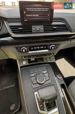 Внедорожник / Кроссовер Audi Q5 2019 в 